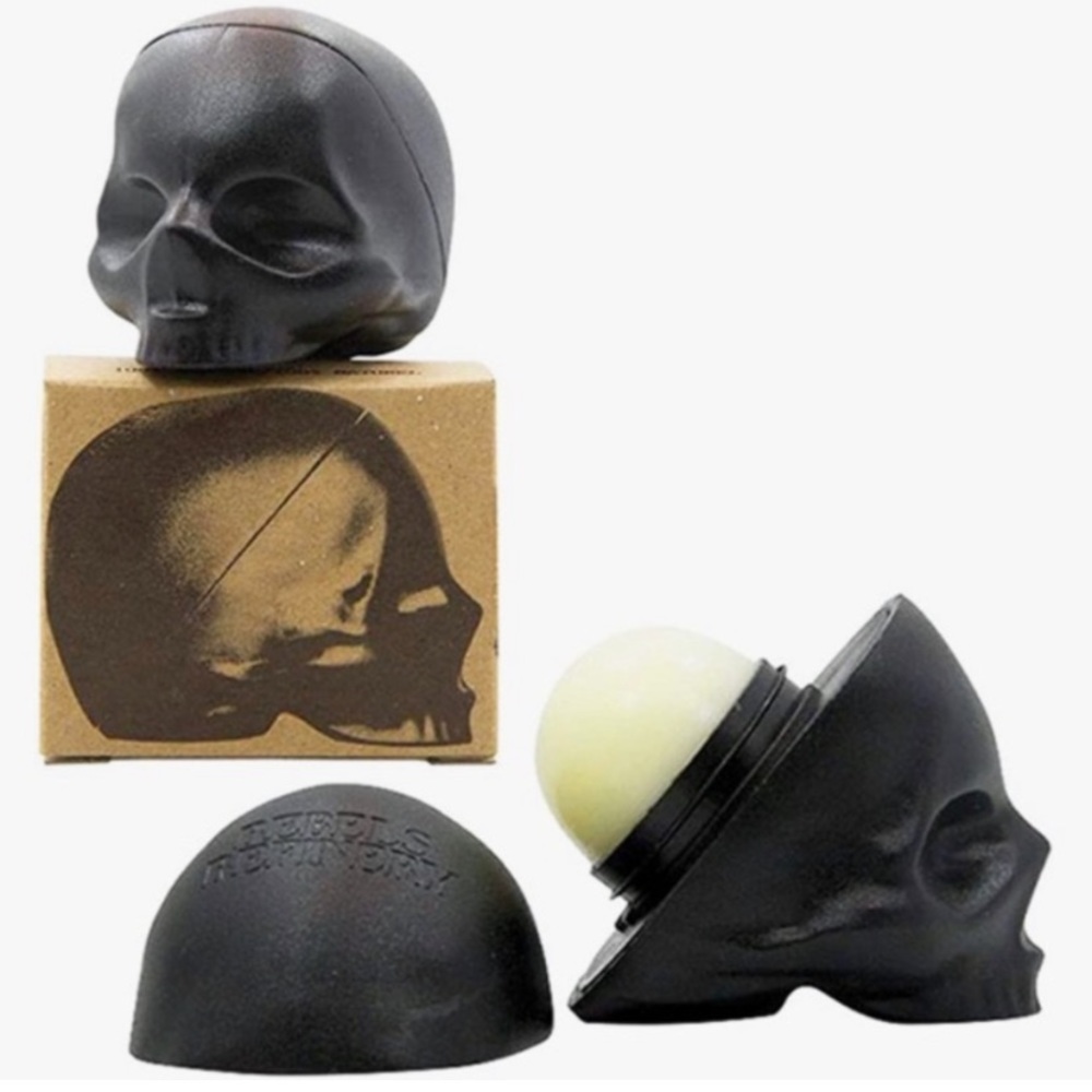 NIB REBELS REFINERY BRAND BLACK SKULL MINT LIP BALM 5.5 GR FULL SIZE